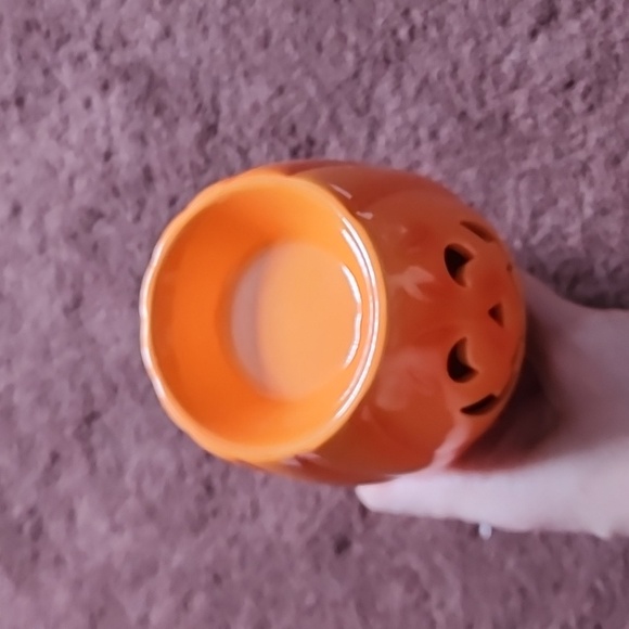 Scentsy Pumpkin Mini Warmer-NWOT - Picture 5 of 8